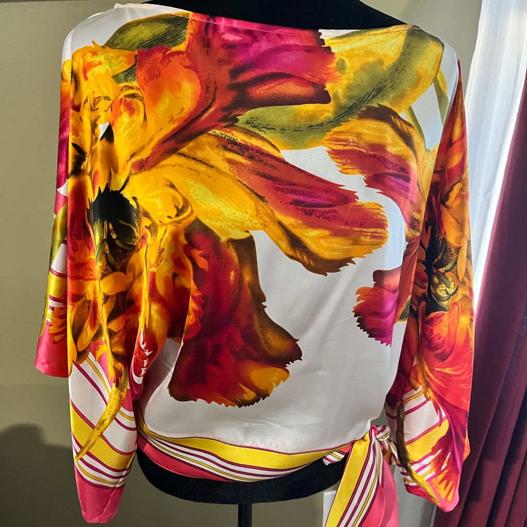 Cache Blouse, Size Medium